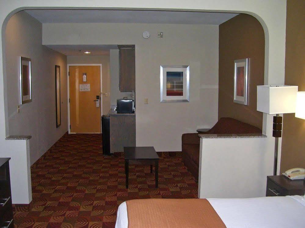 Americas Best Value Inn&Suites Bastrop Exterior foto